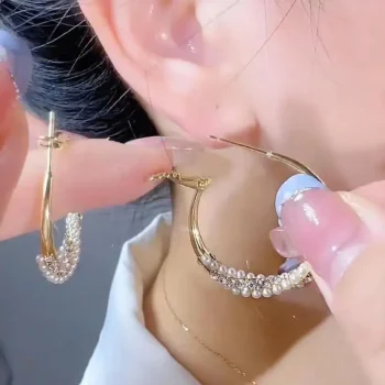 Pearls Trendy Earrings