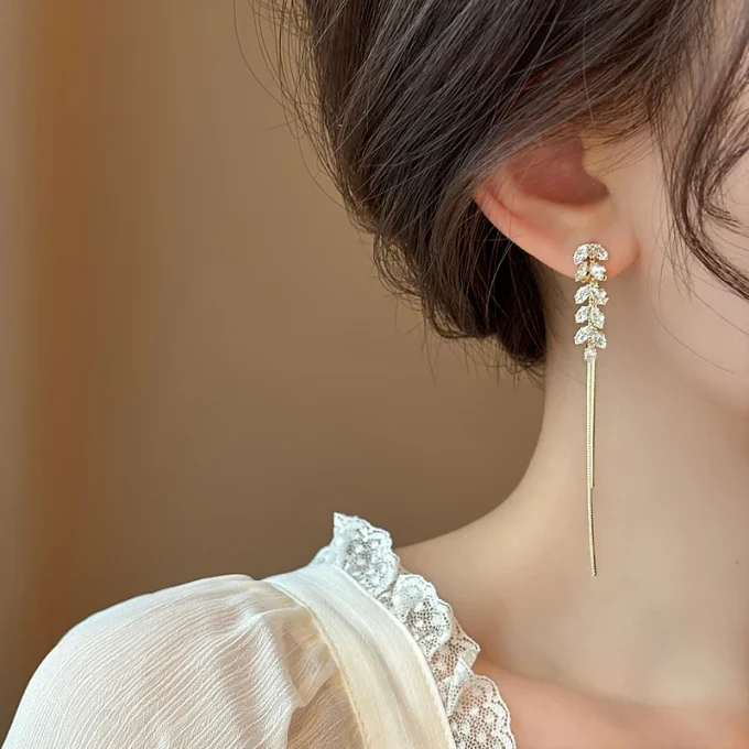 Shiny Zircon Tassel Long Earrings