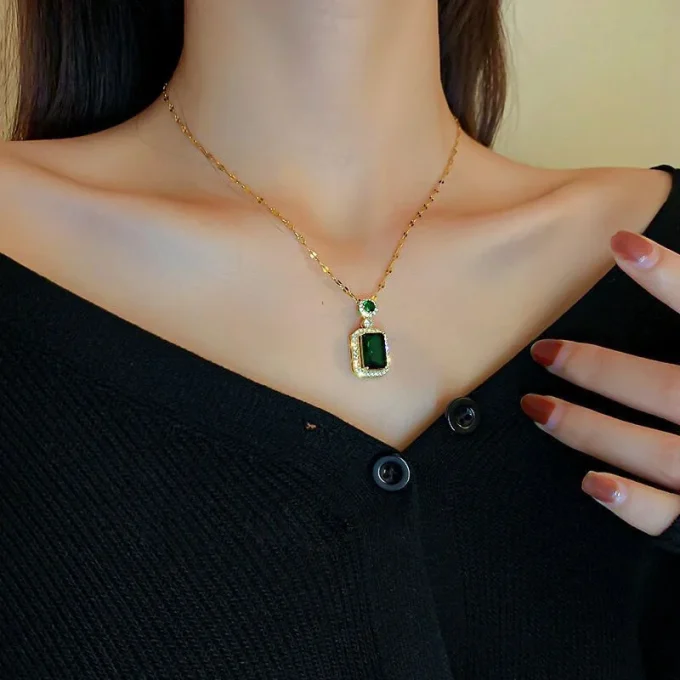 18k Gold Plated Green Pendant Necklace