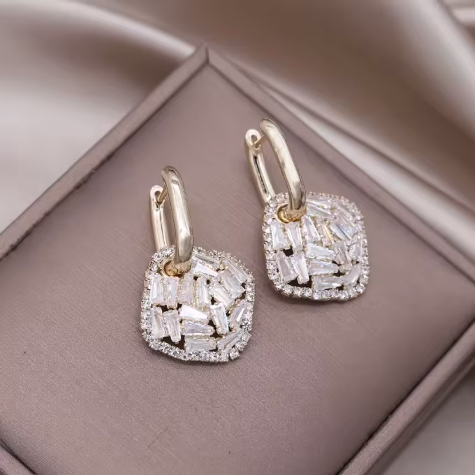 Golden Sparkle Geometric Drop Earrings